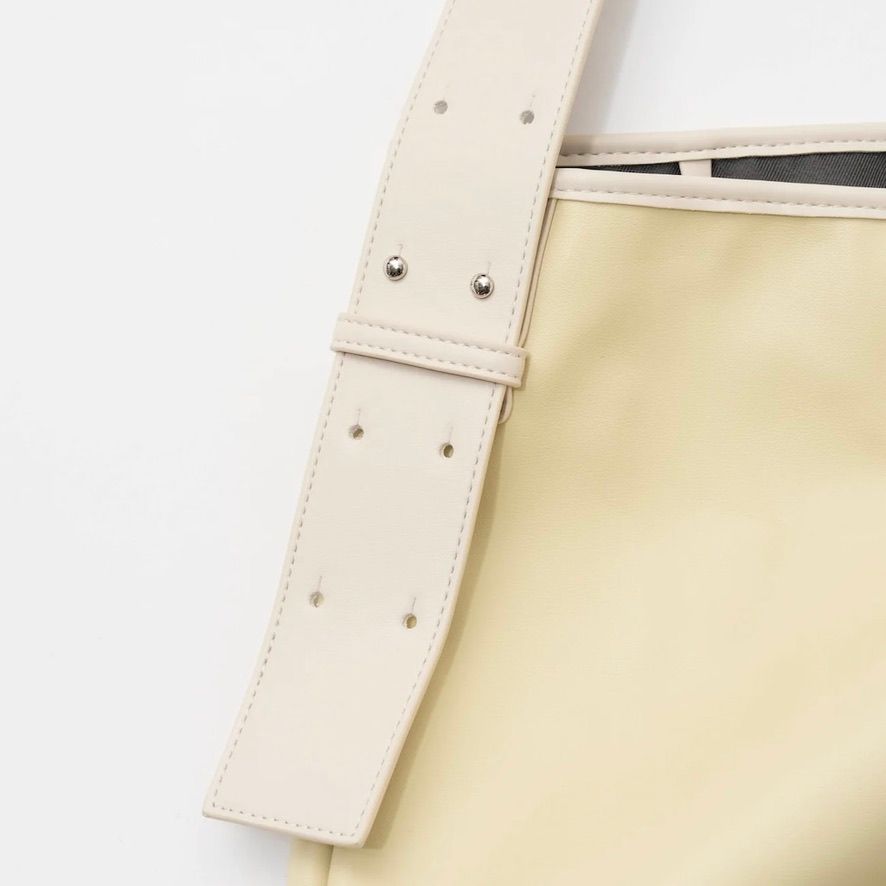 【残り一点】スクエアトートバッグ