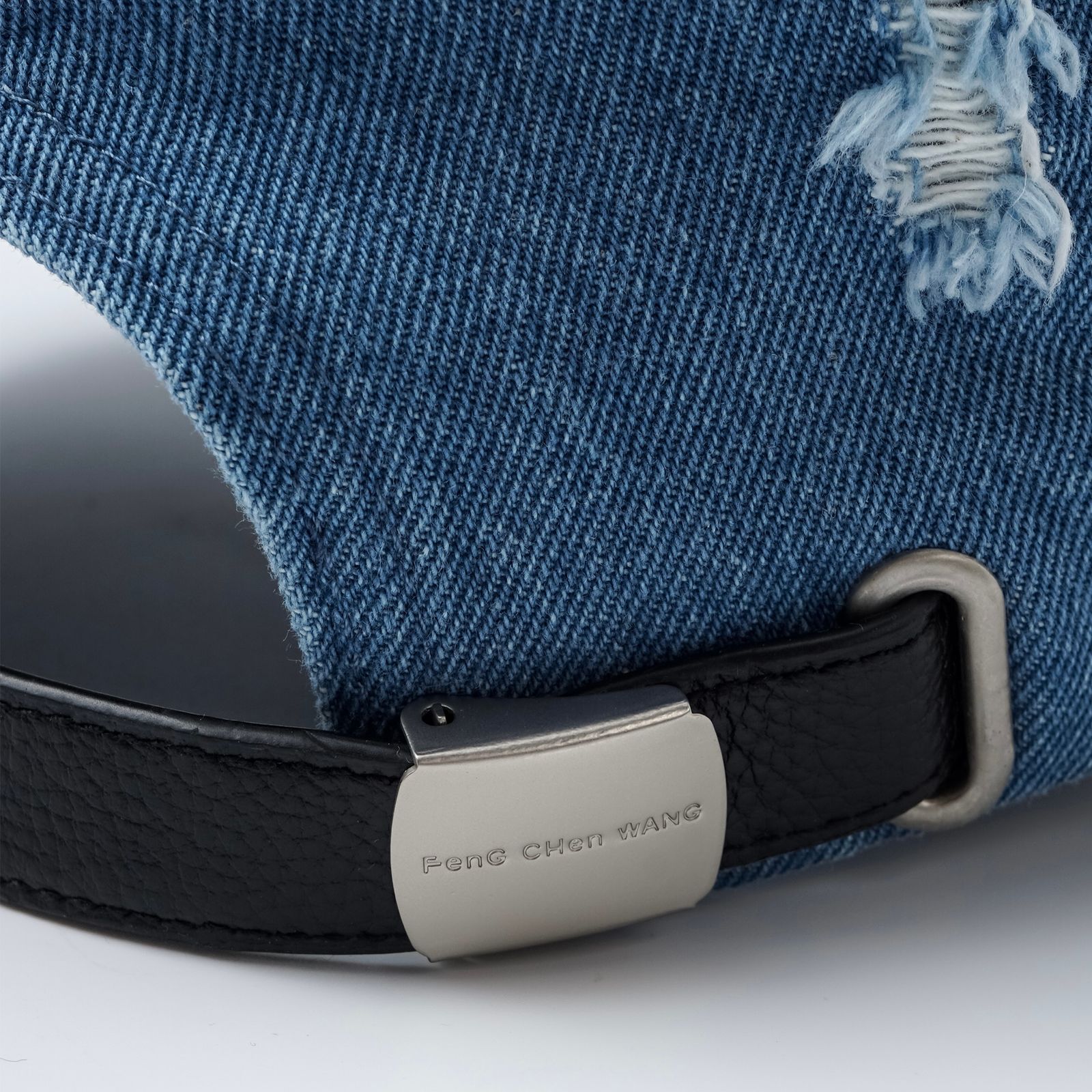 【残りわずか】Distress Denim Cap
