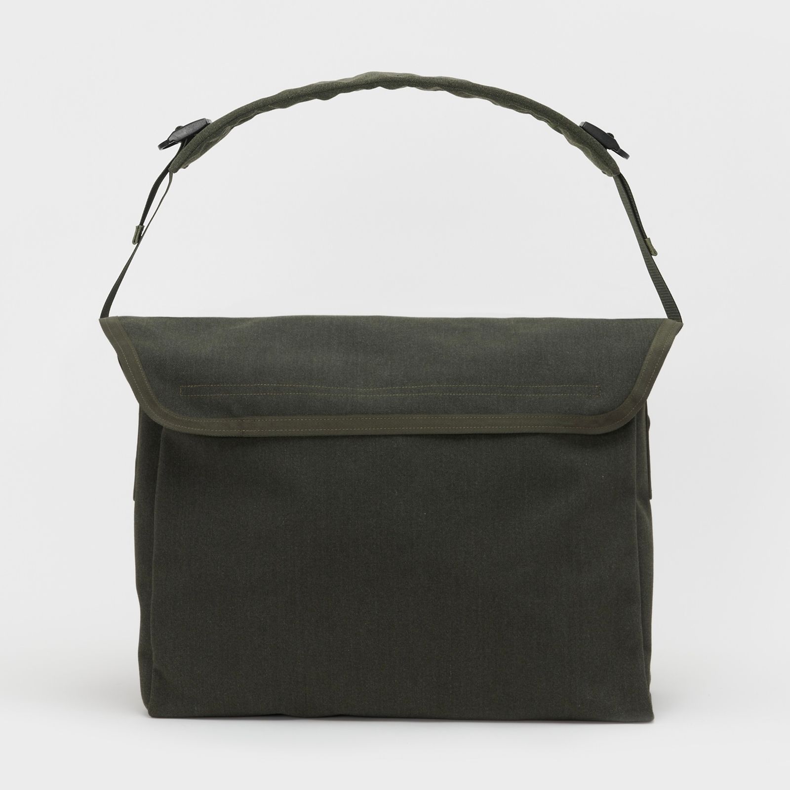 【7/16まで限定特価】HenderSchemeカウバッグM チョコ定価2.5万 J383HRdsvhfD.jpg?width=768