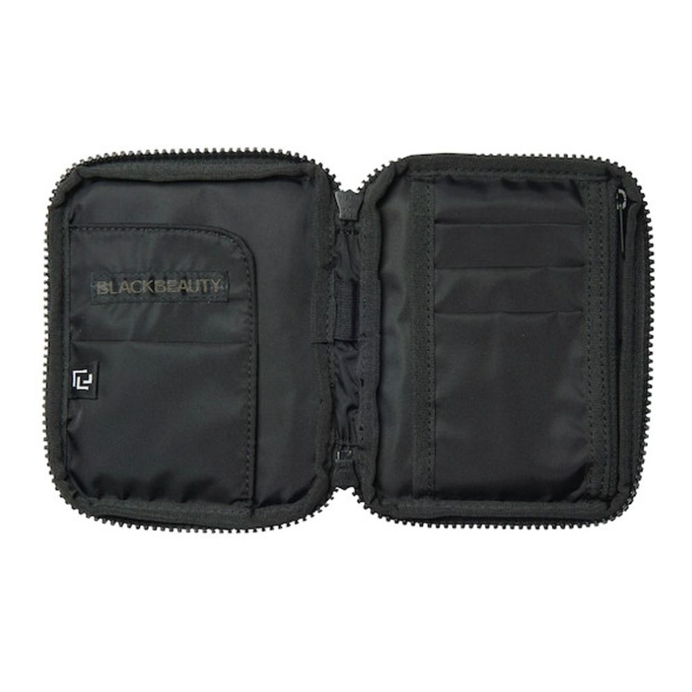 【再販売通知受付可能】Passport Case