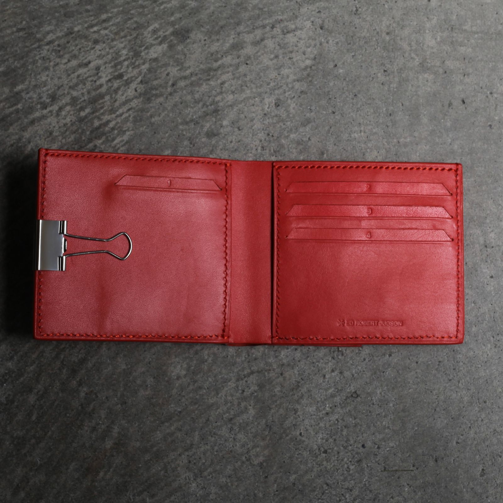【残りわずか】Clip Half Wallet(GEM_COW)