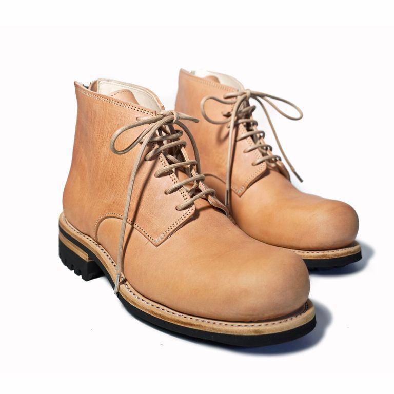 レザー種類 : FILLED STEER【PRESSED】(natural)
※商品ページ画像のレザー及び、仕様はサンプルとしてご覧ください。