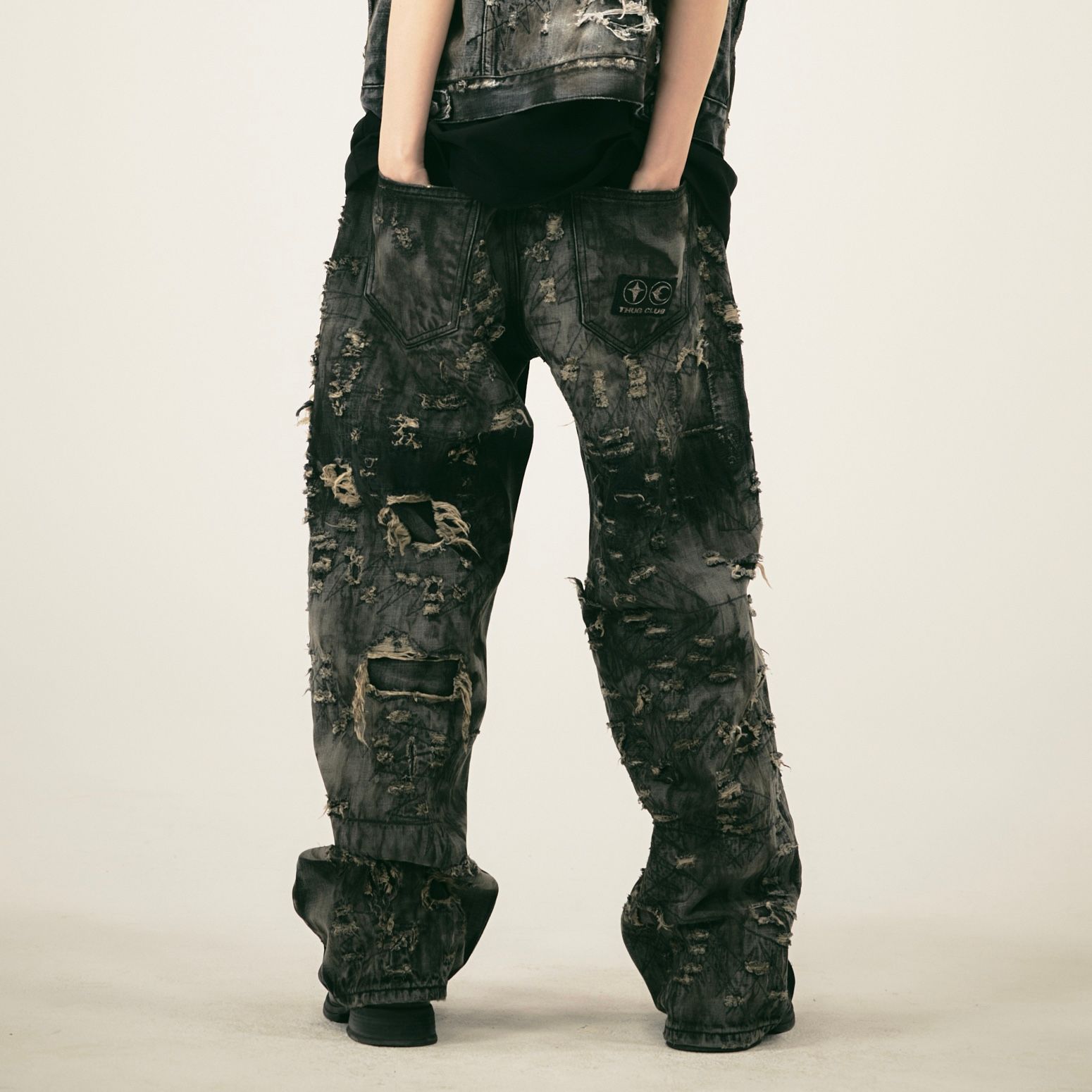 【残り一点】Hard-Washed Damaged Denim Pants