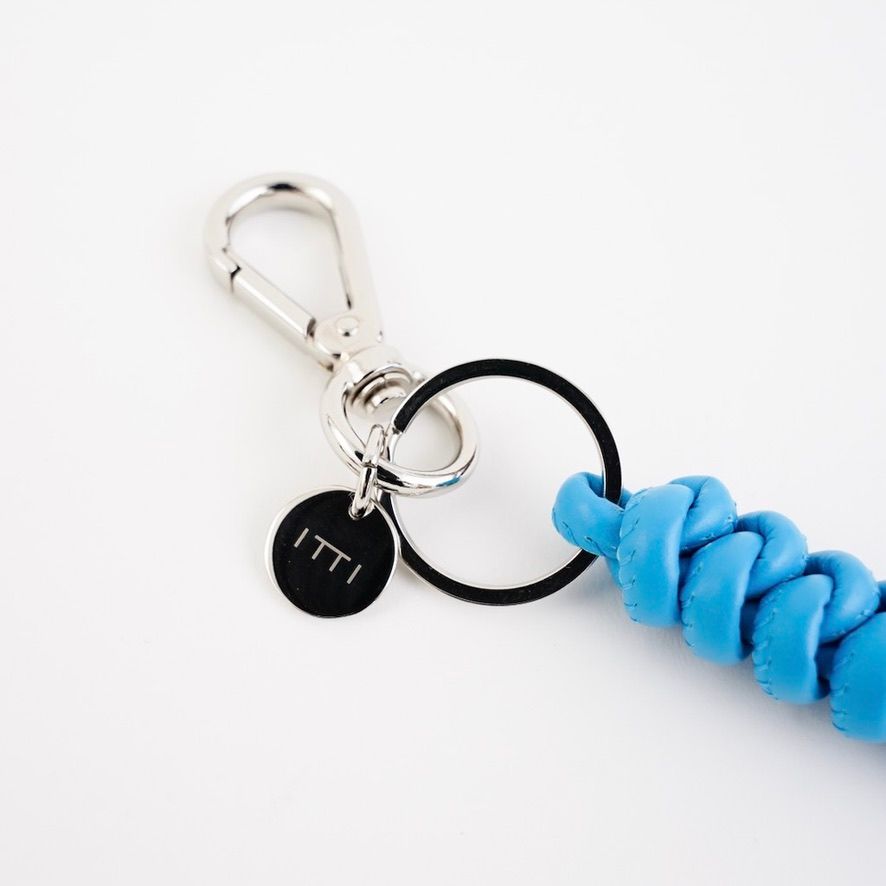 【残りわずか】Cristy Snakeknot Charm(RAPTO JP)