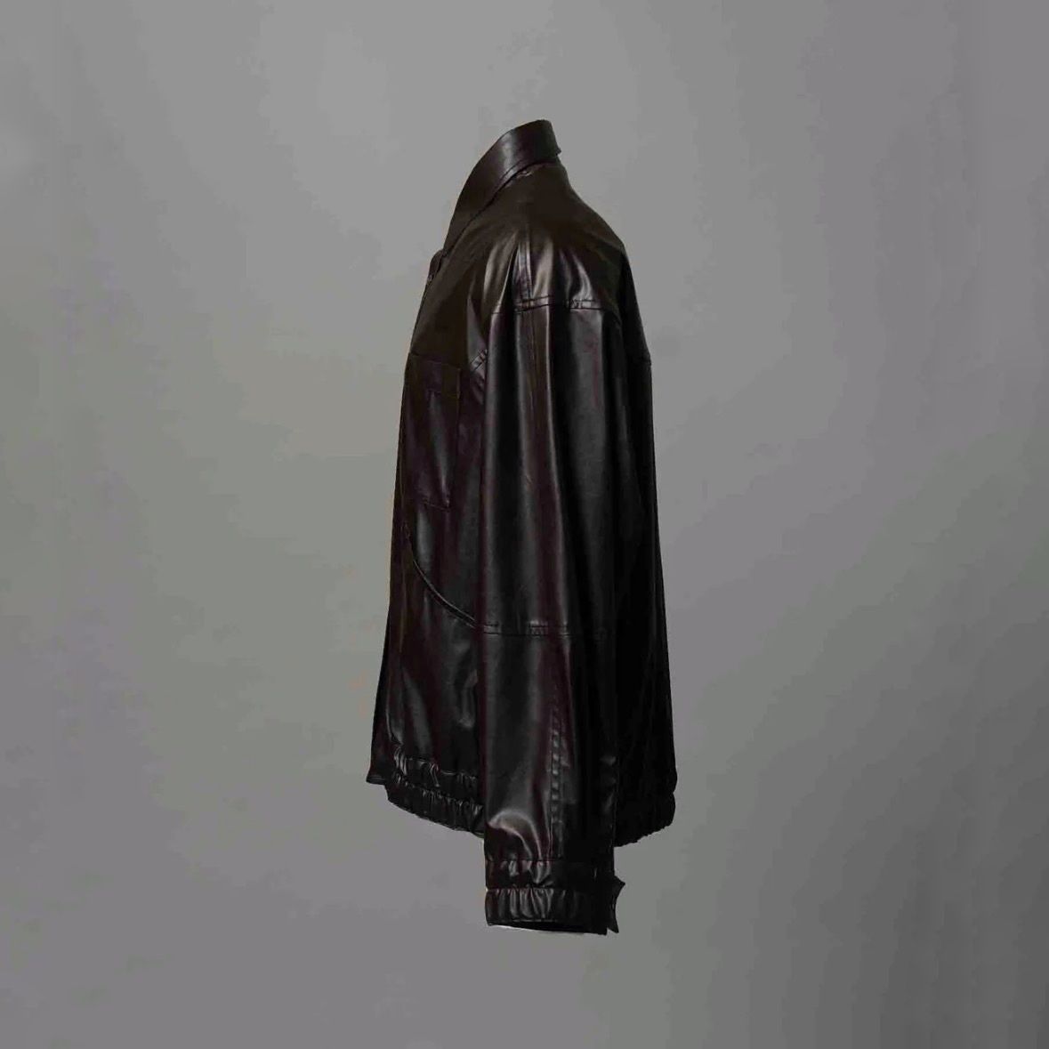 【残り一点】Curve Change Light Eco Leather Shirt
