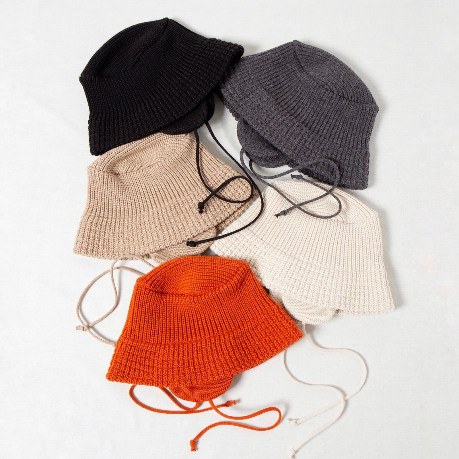 【残り一点】Ear Knit Bucket Hat