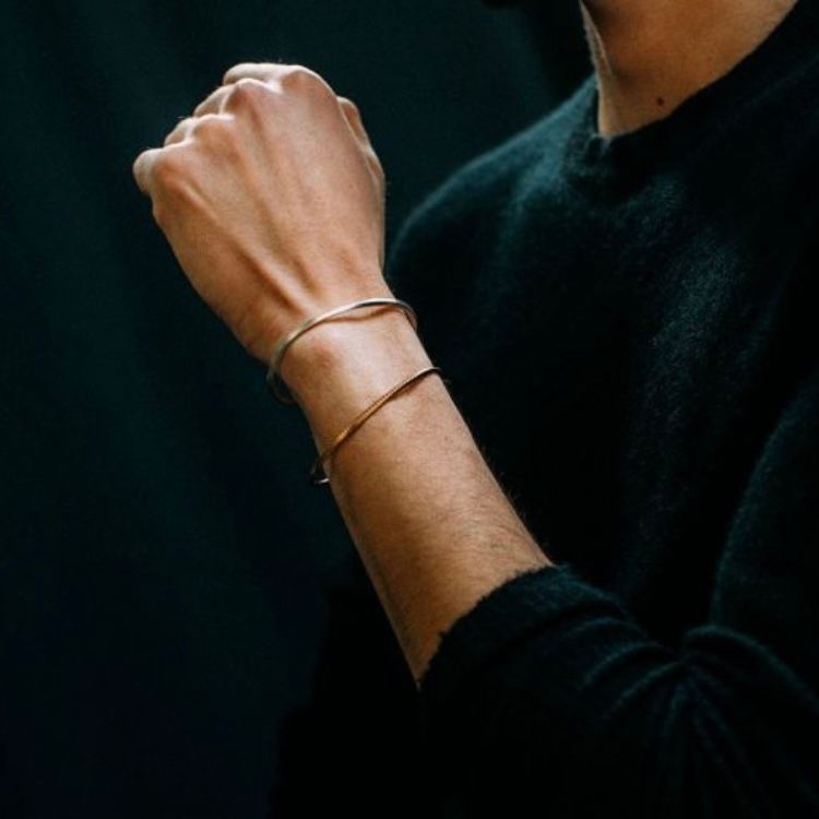 【残り一点】Bangle Side Hook Twisted