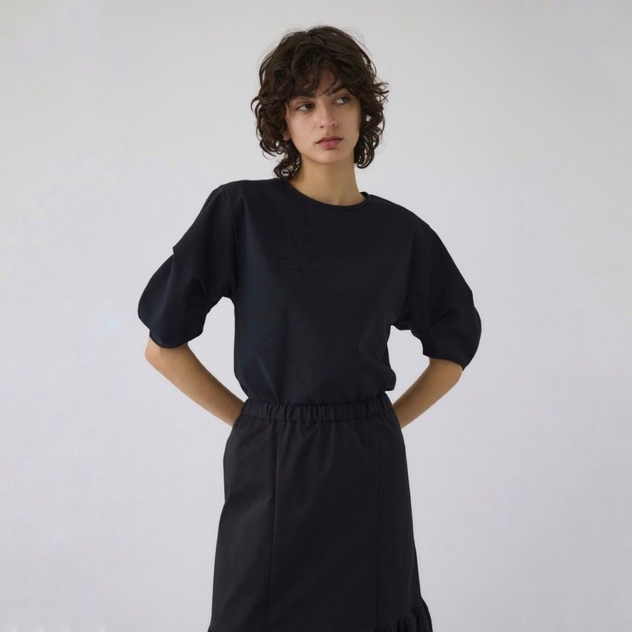 【残り一点】Tuck Sleeve Design Cut Tops