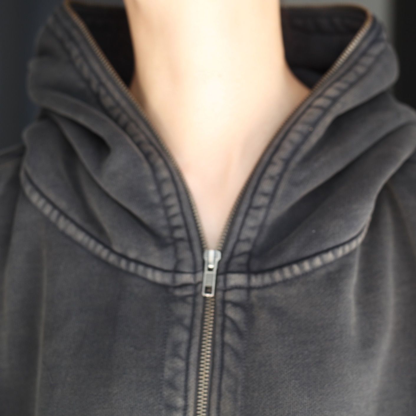 【残りわずか】Eternal Zip