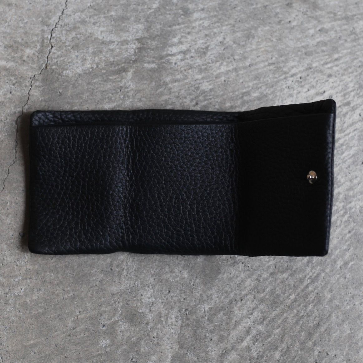 【残り一点】Frame Trifold Wallet(ODD_COW SHRINK)