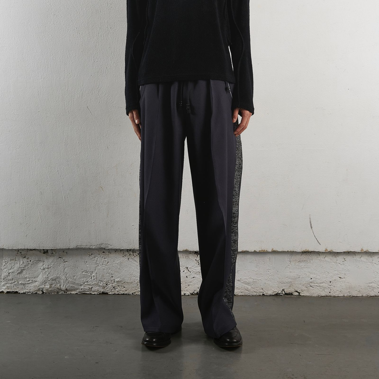 NVRFRGT - 【残りわずか】S-curved Wide Leg Utility Track Pants ...