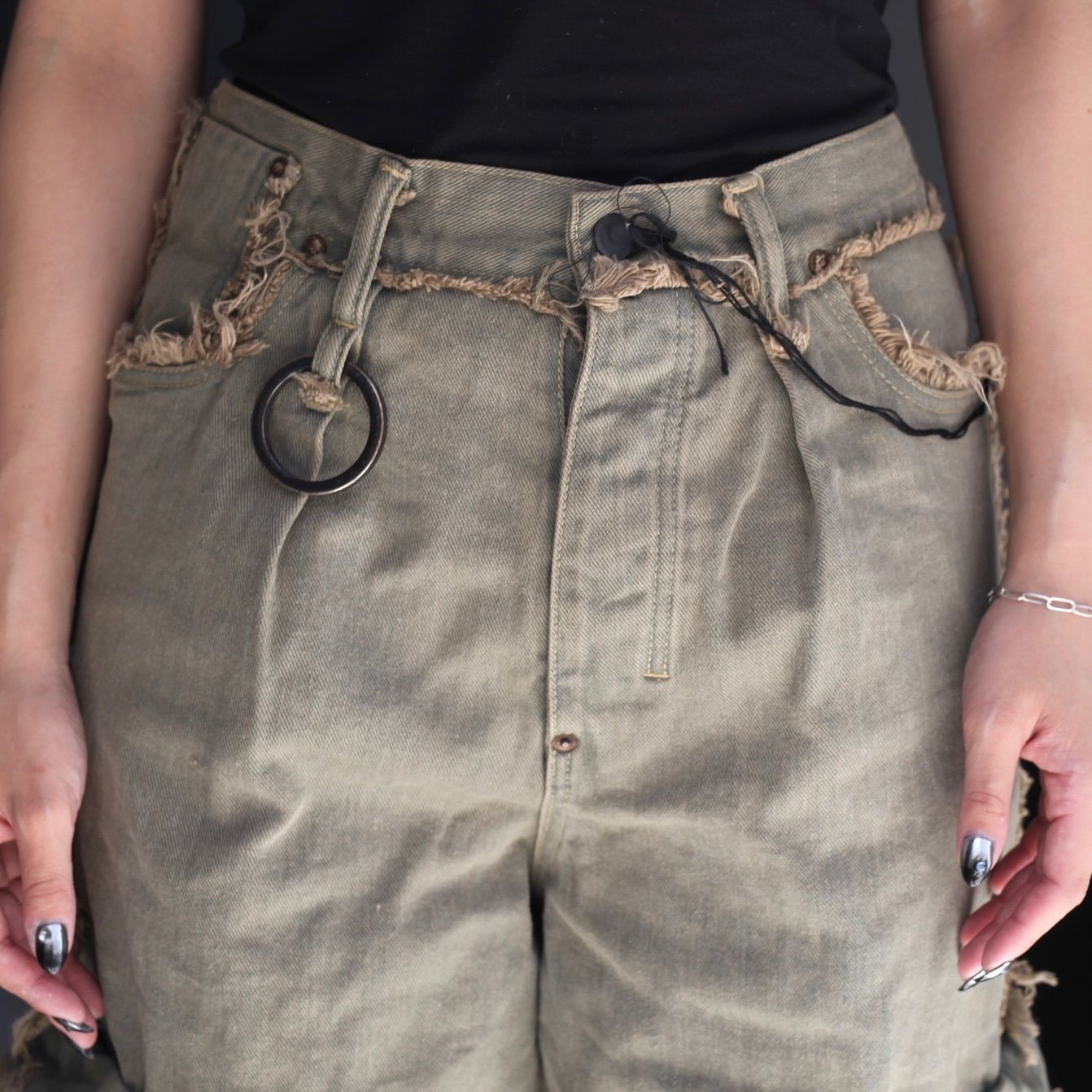 【残り一点】Cut Off Slash Seam Twist Cargo Jeans