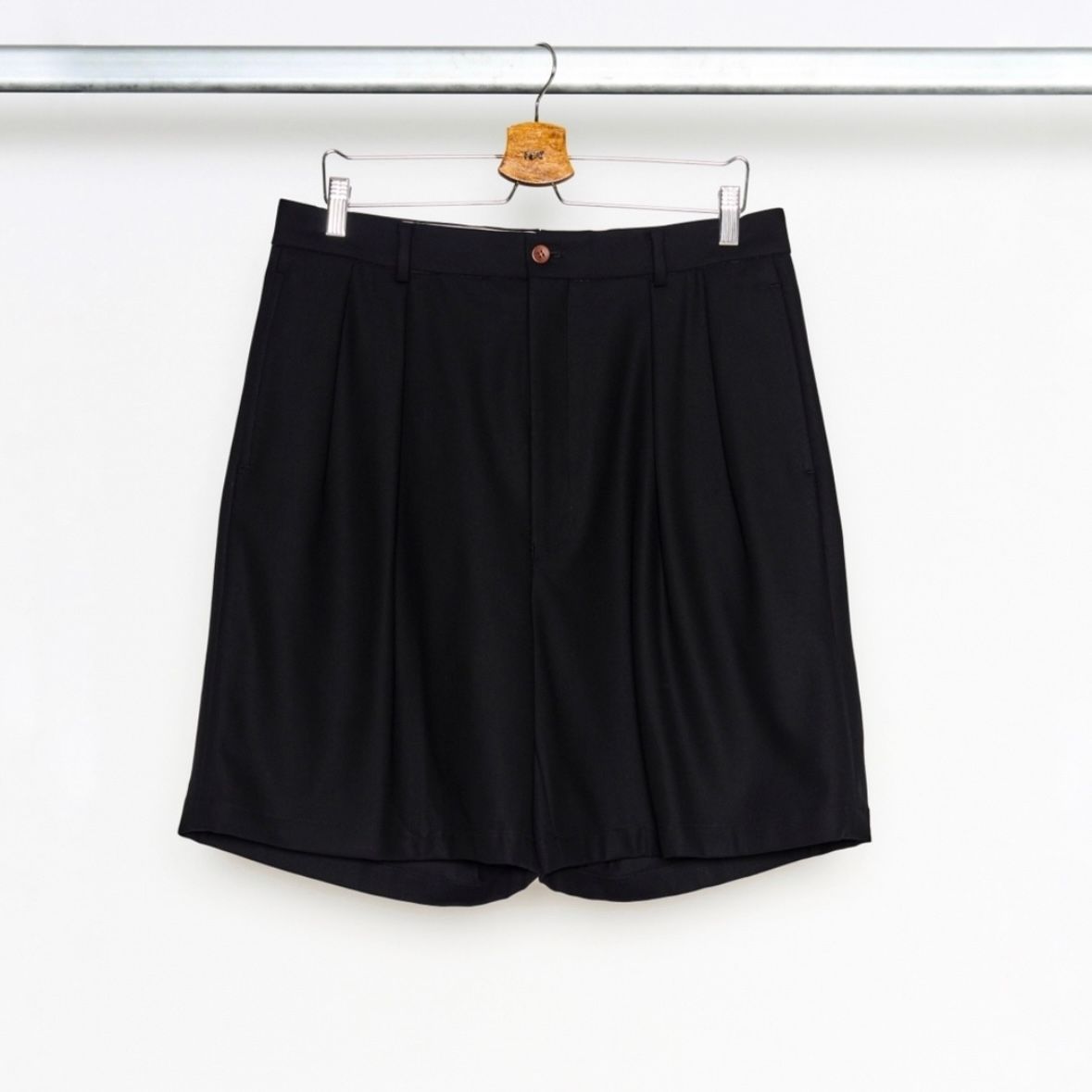 【残りわずか】Neat Chino Shorts