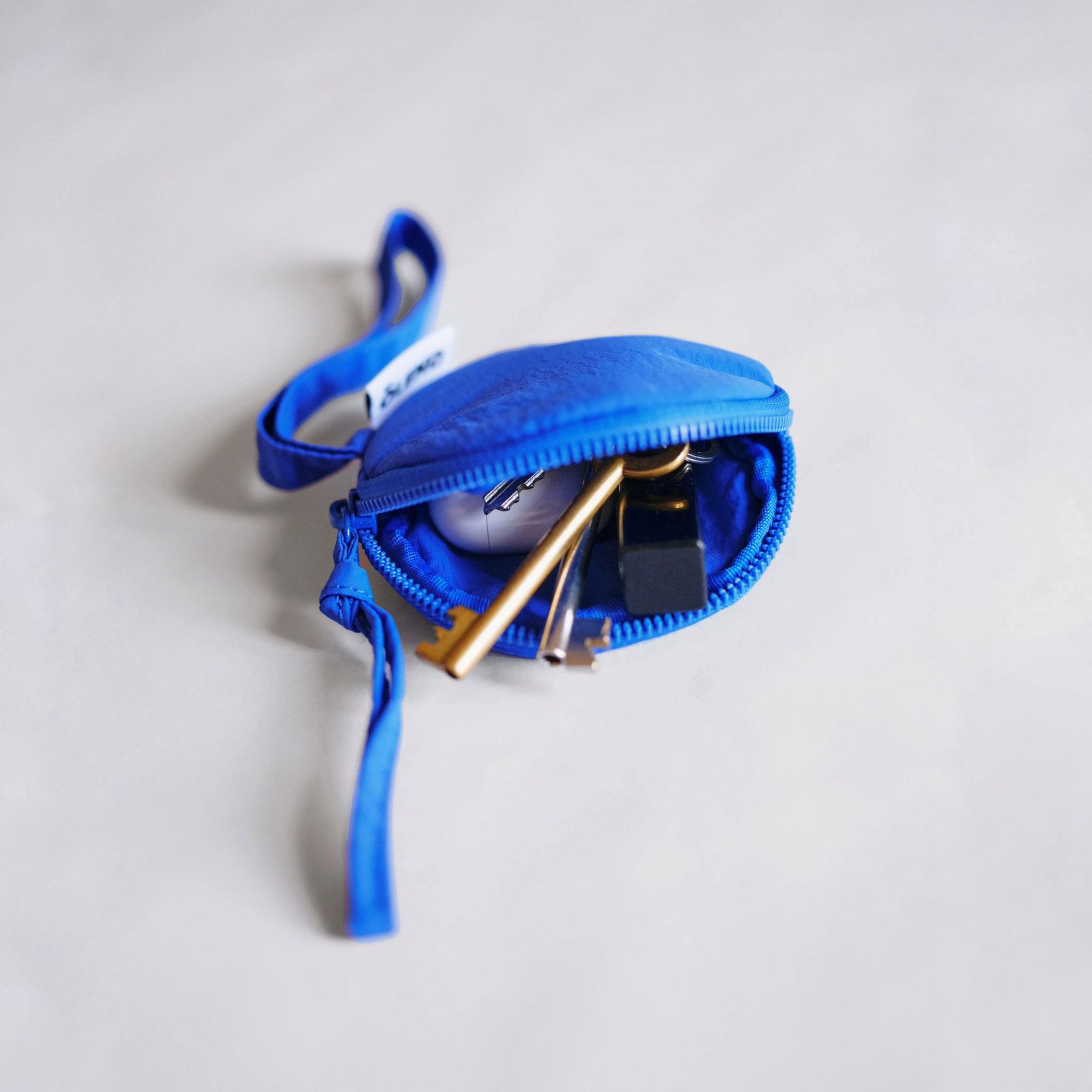 【残り一点】Circular Mini Purse