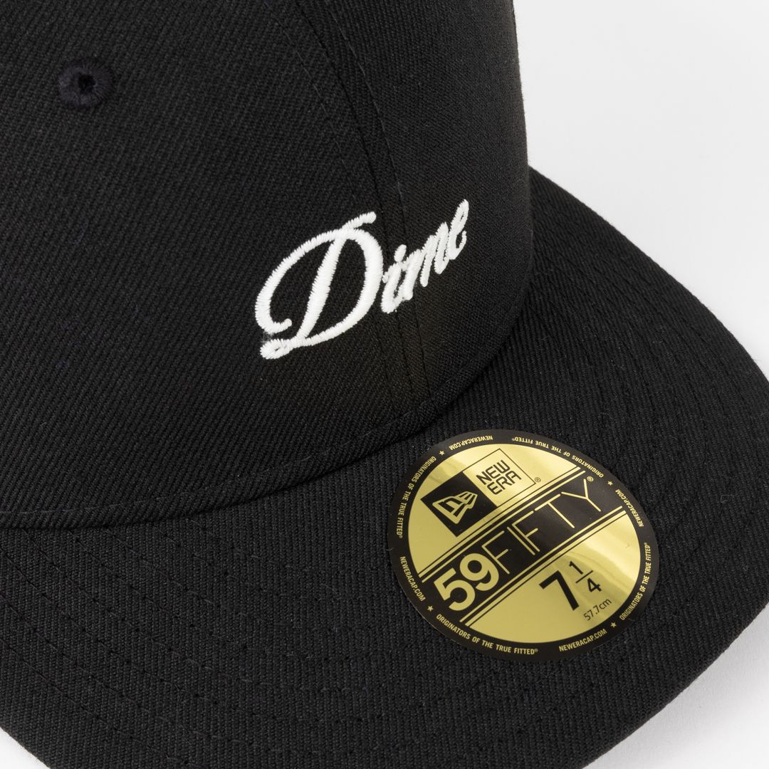 【残りわずか】Cursive New Era Cap