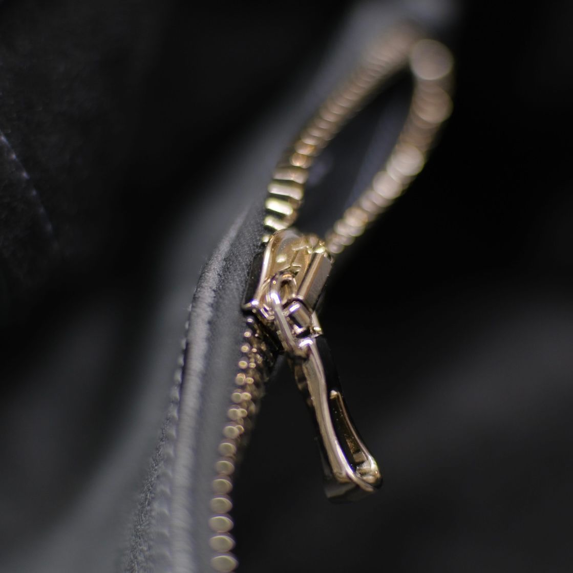 【お取り寄せ注文可能】Leather Shoulder Bag