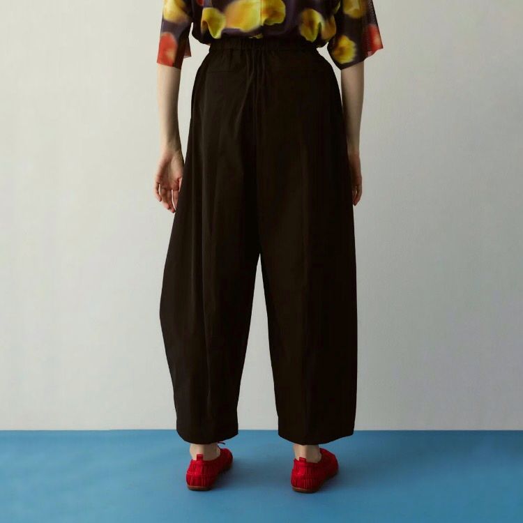 【残り一点】Many Tuck Cocoon Pants