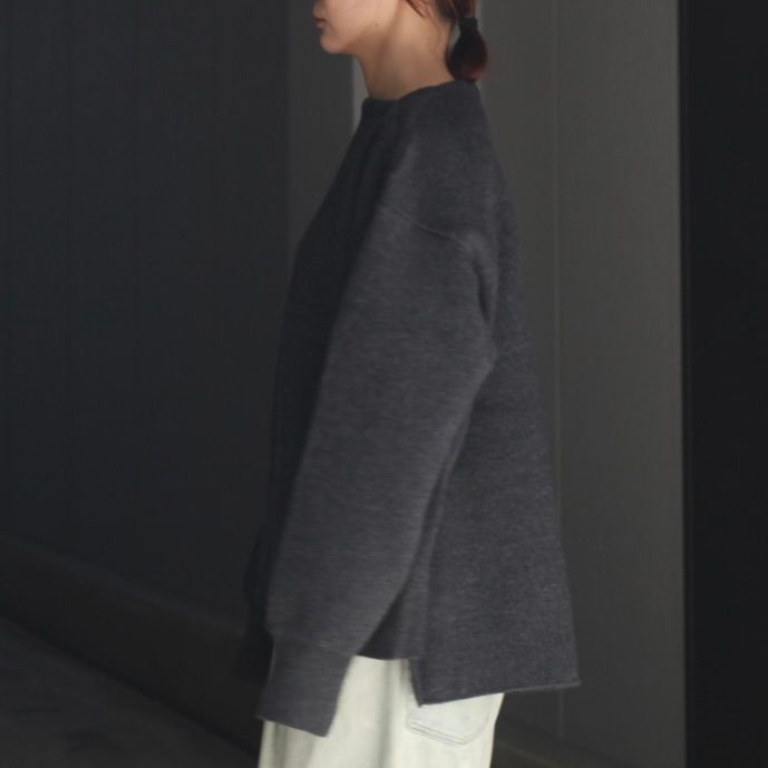 【残り一点】Extra Fine Wool Knit Boat Neck LS