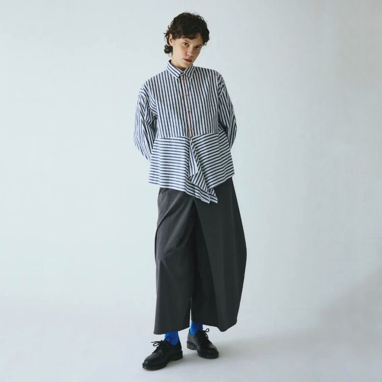 【残り一点】Flare Hem Shirt