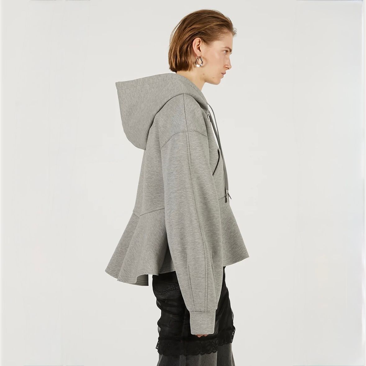 【残り一点】ペプラムフーディパーカー