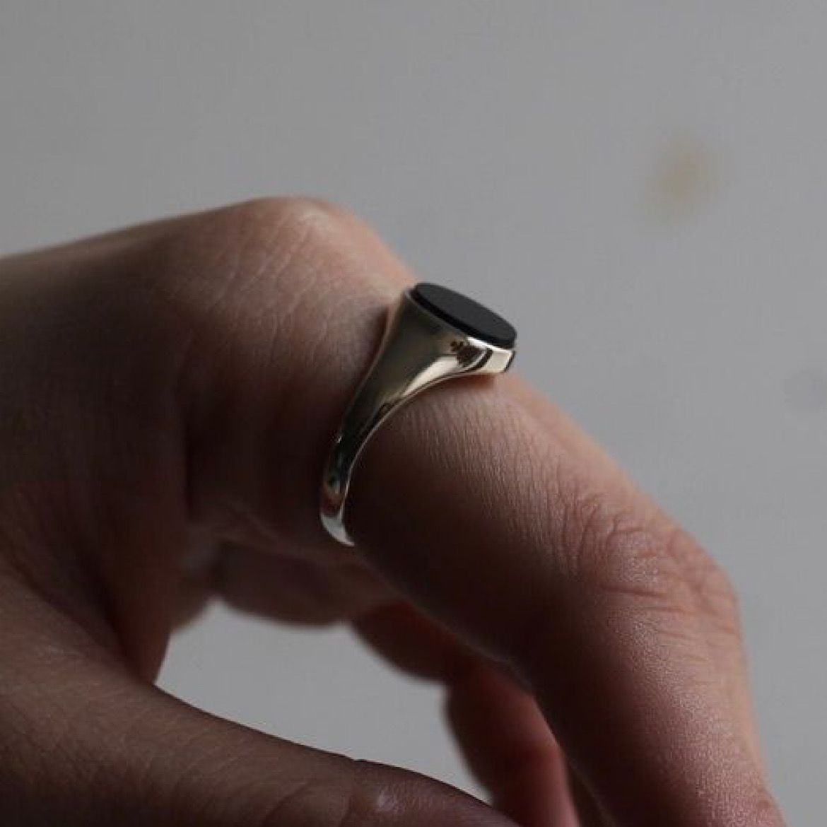 【残り一点】Signet Oval Ring M(ONYX)