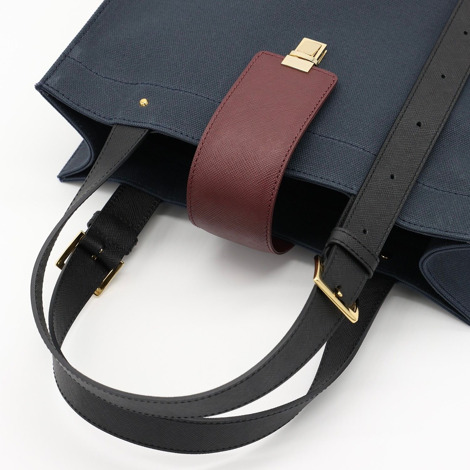 【残り一点】Leather Flap Adjustable Belt Canvas Tote