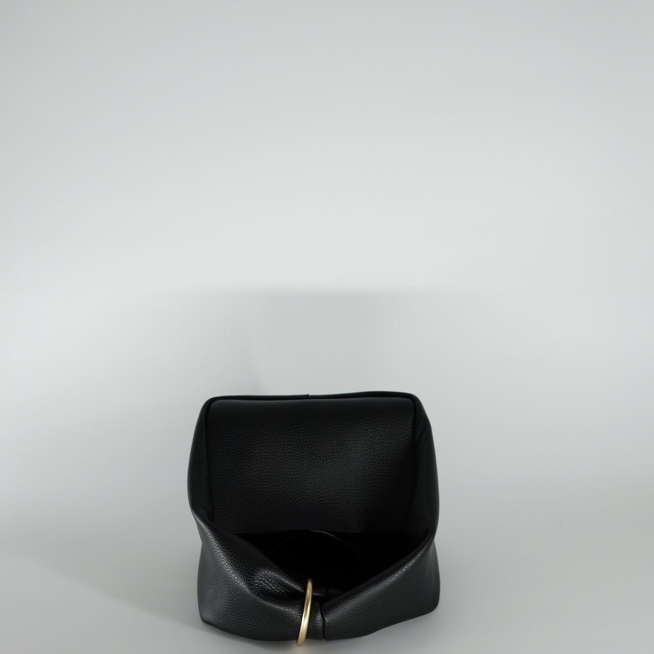 【残りわずか】Cube Ring Muff