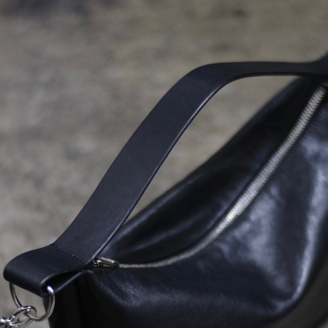【お取り寄せ注文可能】Calf Leather 2way Shoulder Bag