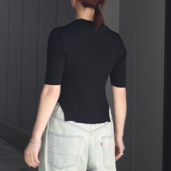 【残り一点】Round Hem Knit Tops