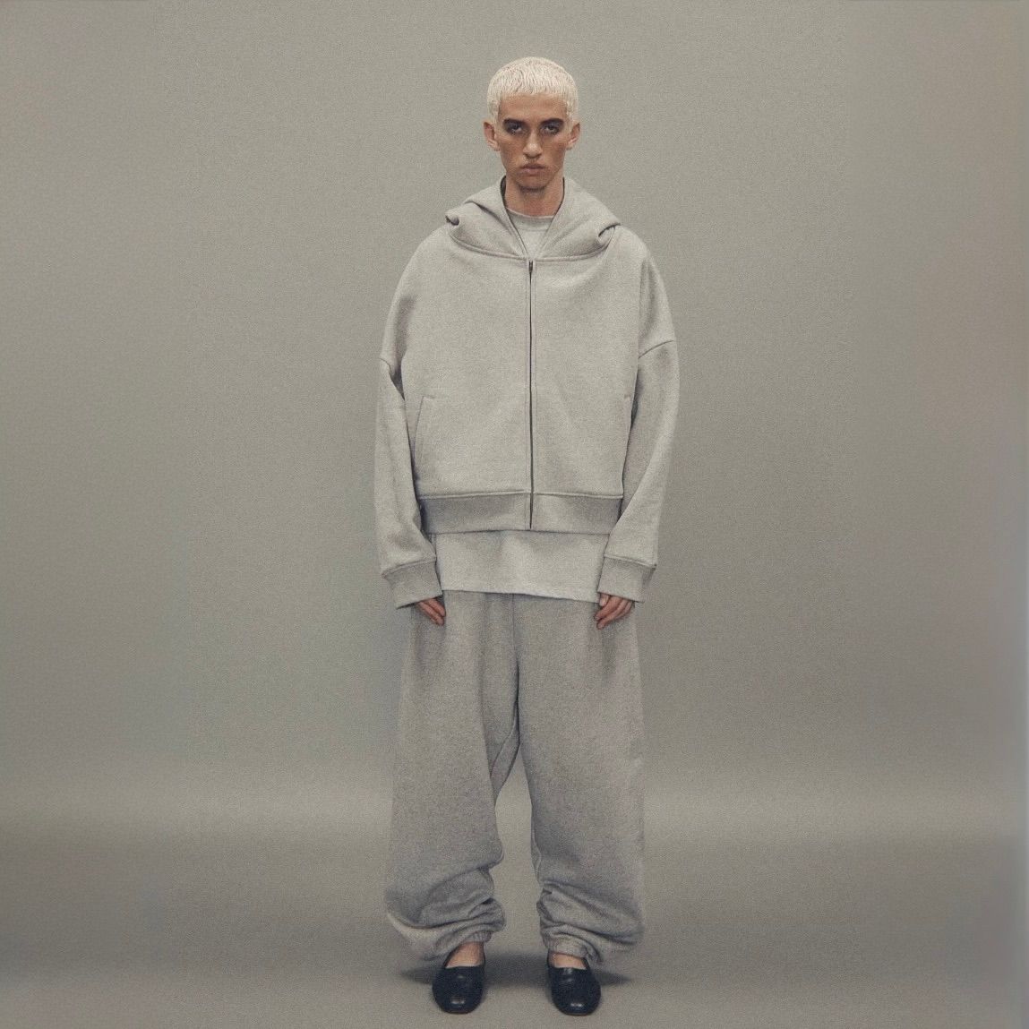 【残りわずか】Eternal Zip