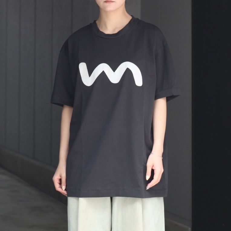 【残り一点】Mロゴ刺繍Tee