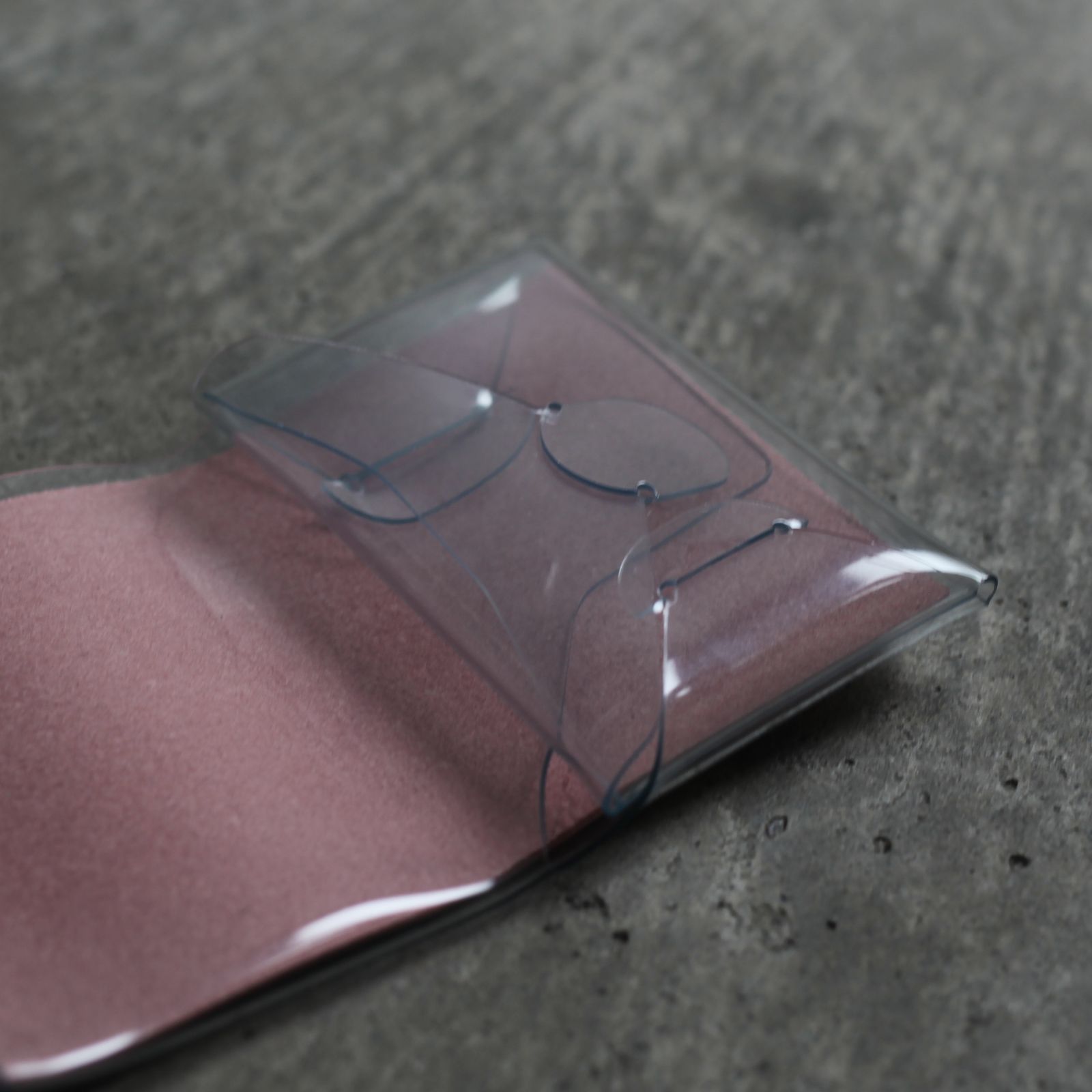 【残り一点】Seamless Compact Wallet "PVC"