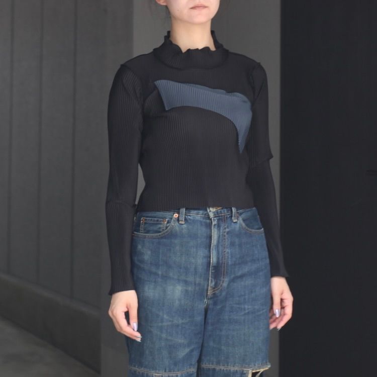 【残り一点】Todo Tiny Wave Top Long Sleeve High Neck
