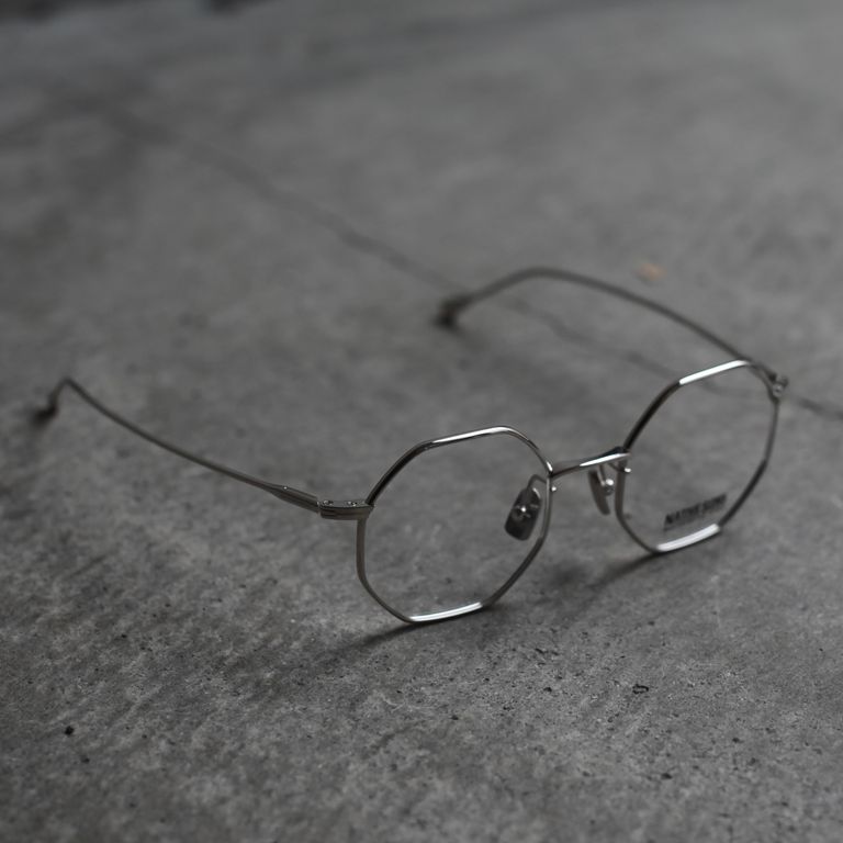 レンズ : DUMMY LENS