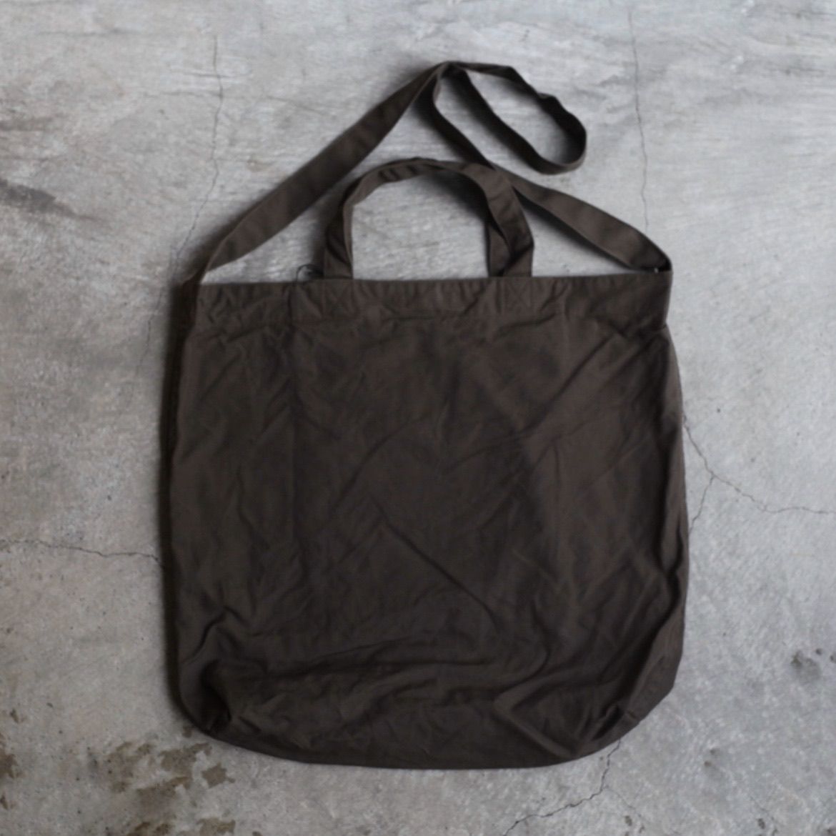 YOKO SAKAMOTO / RESEARCHER BAG *BLACK | AVET