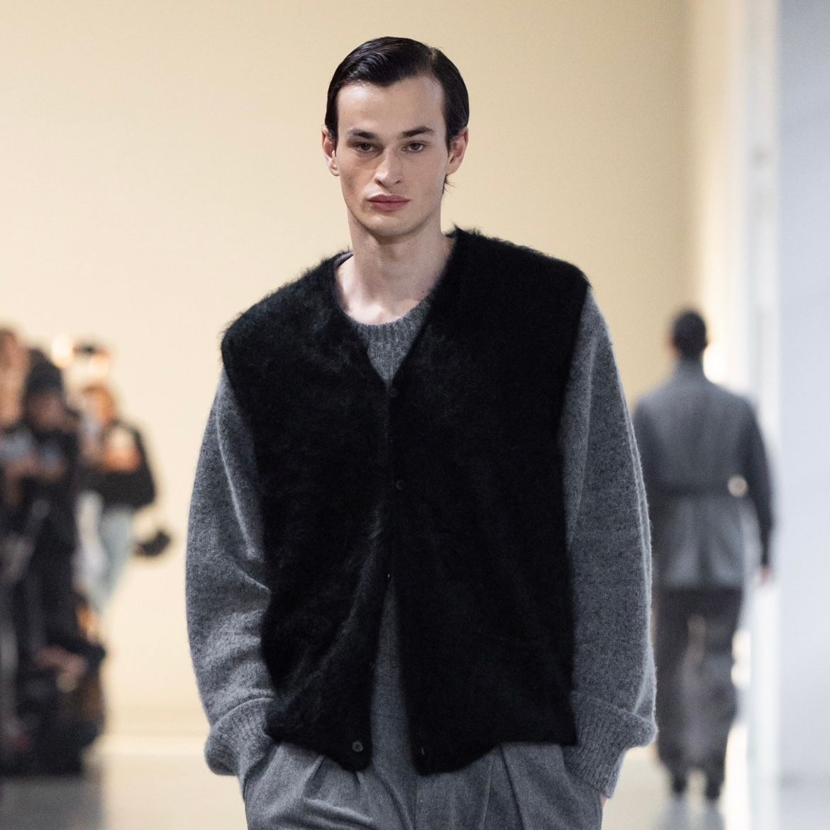 【残り一点】Cashmere Shaggy Knit Vest