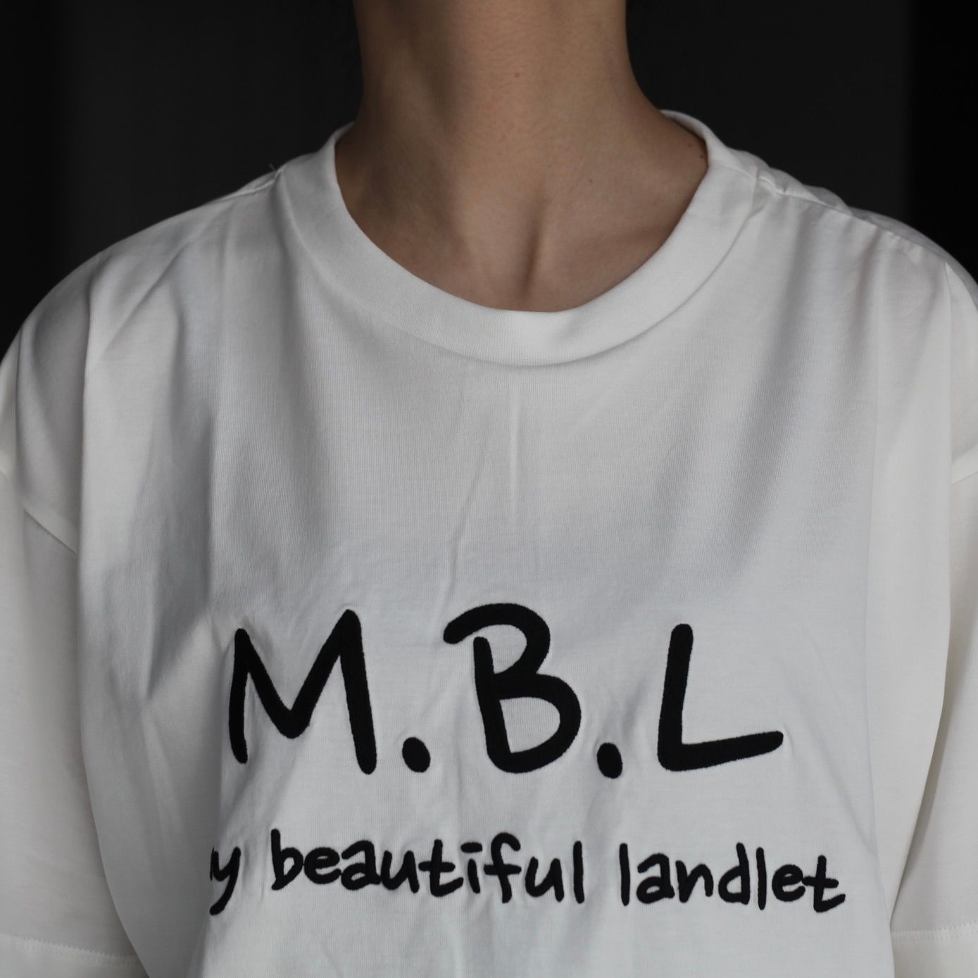 【残り一点】MBLロゴ刺繍Tee