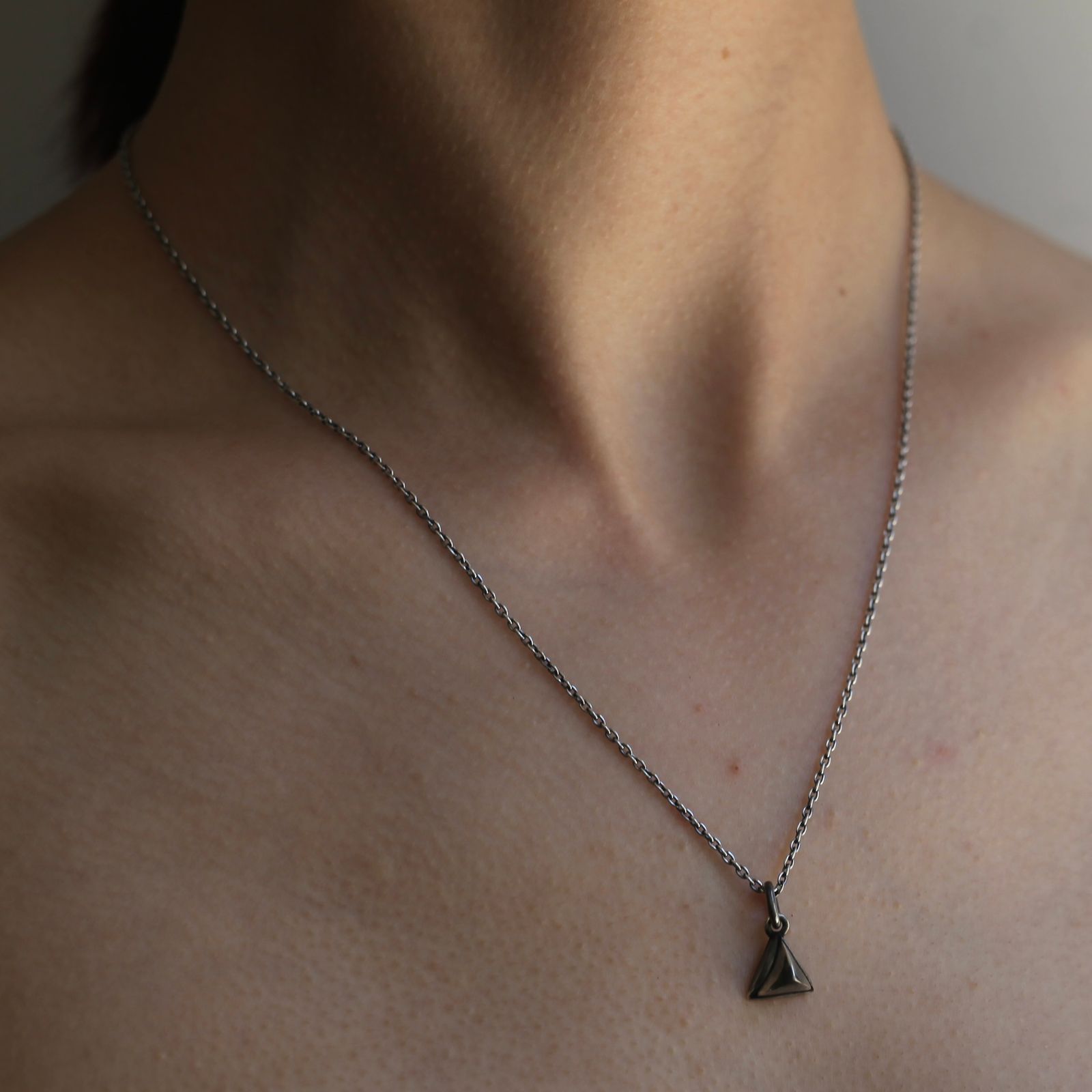 【残りわずか】Industrial & Romanesque Pendant_TRIANGLE(SILVER)