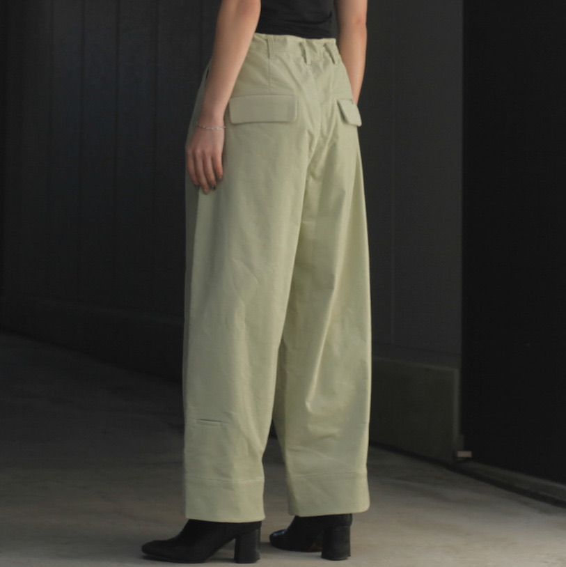 【残り一点】モールスキンシンプル2タックワイドPT