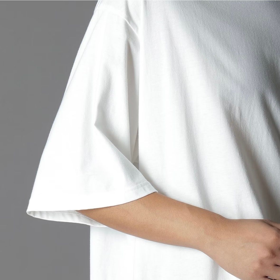 【残り一点】スリット半袖ジャンボTシャツ