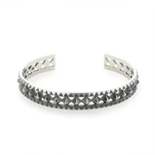 【お取り寄せ注文可能】Multiple Studs Bangle