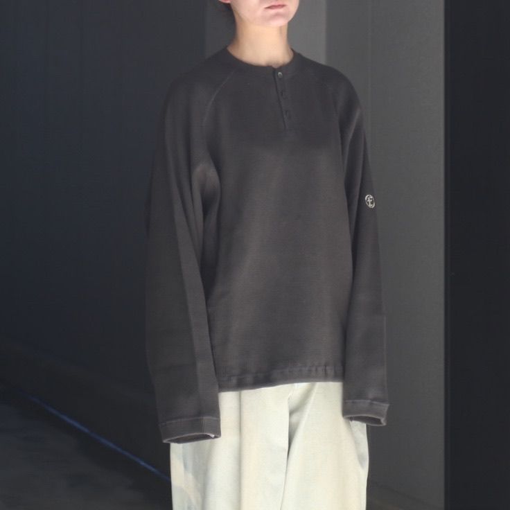 【残り一点】Lazy Thermal Henley Neck