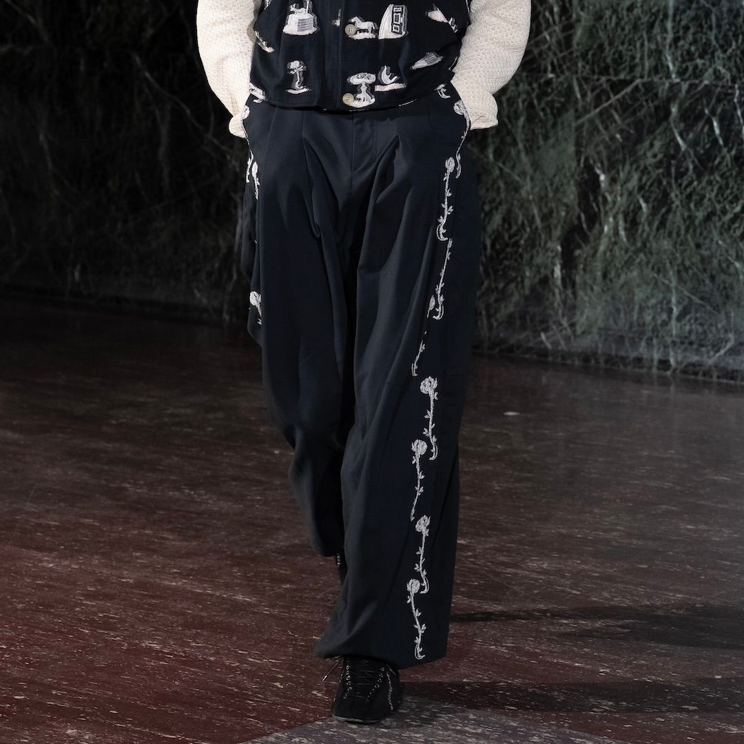 【残り一点】Hi Baggy With Embroidery