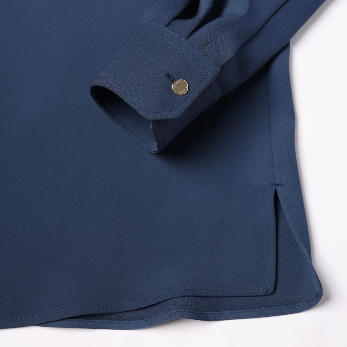 【残り一点】Double Satin Minimal Chin Tab Long Sleeve Shirt