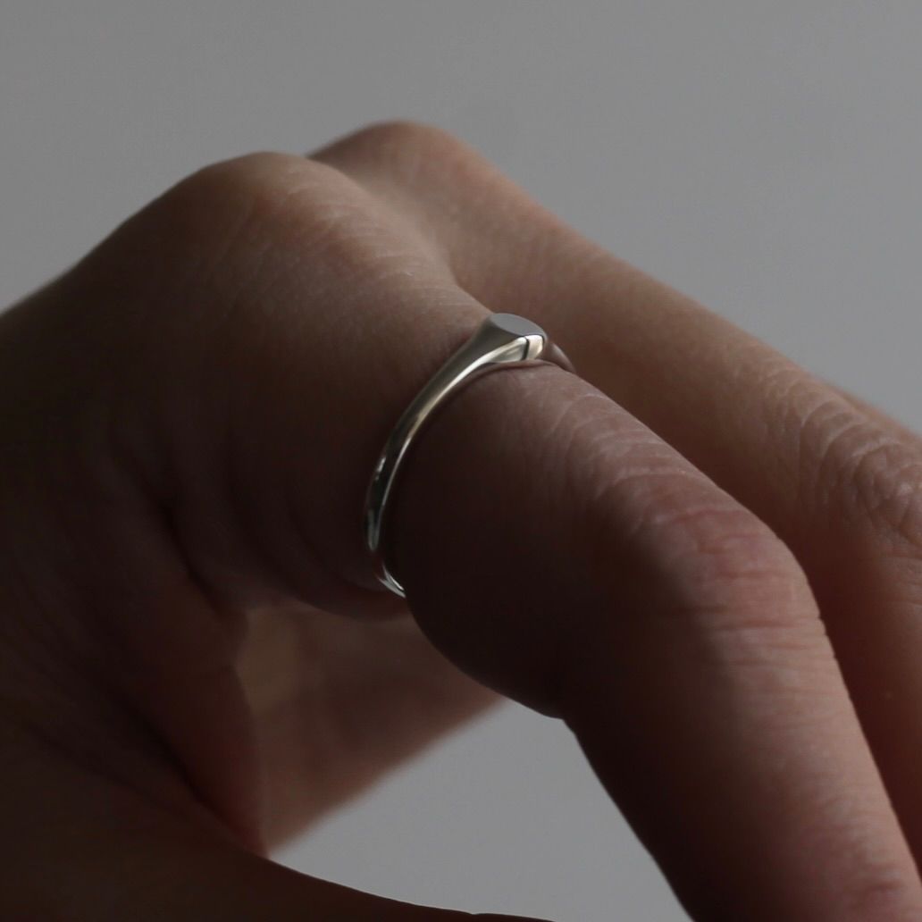 【残り一点】Oval Signet Minimal Ring S(4mm)