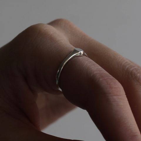 【残り一点】Oval Signet Minimal Ring S(4mm)