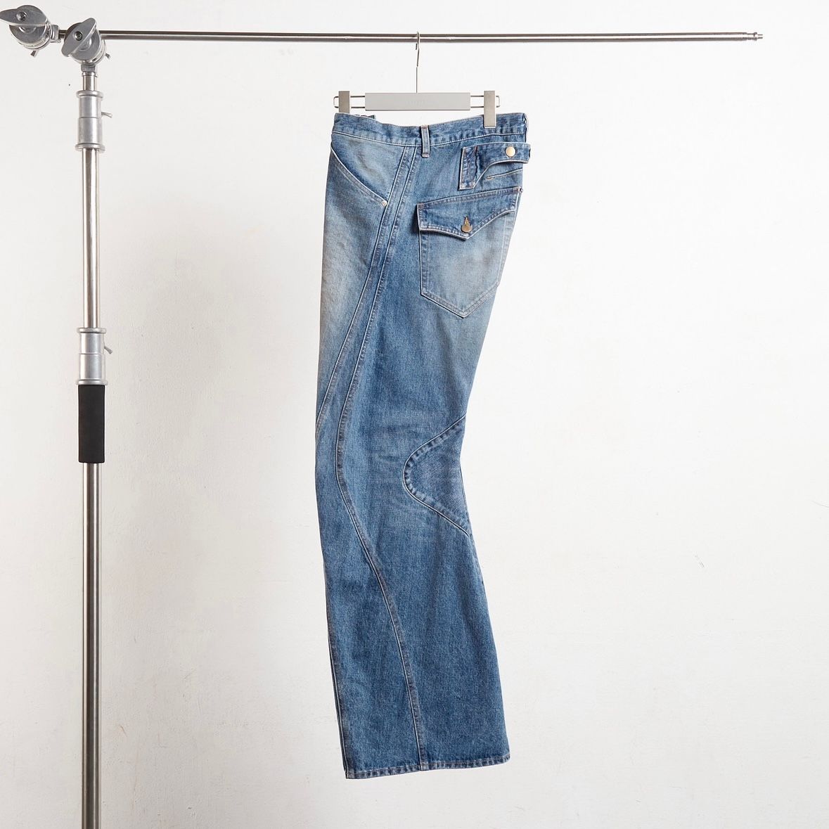 NVRFRGT - 【残りわずか】3D Twisted Jeans 2.0 | ACRMTSM