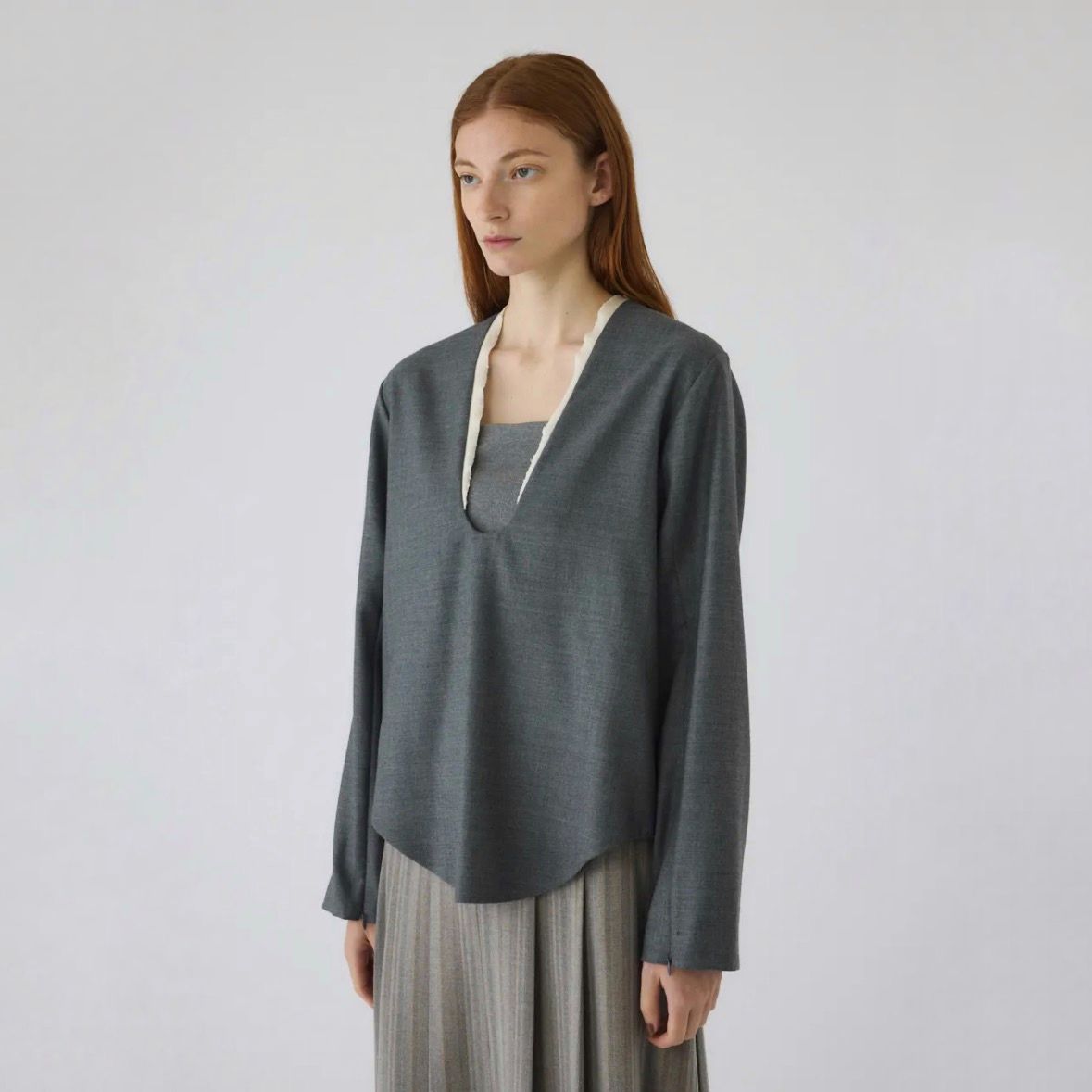 【残り一点】Wool Saxony U Curve Tops