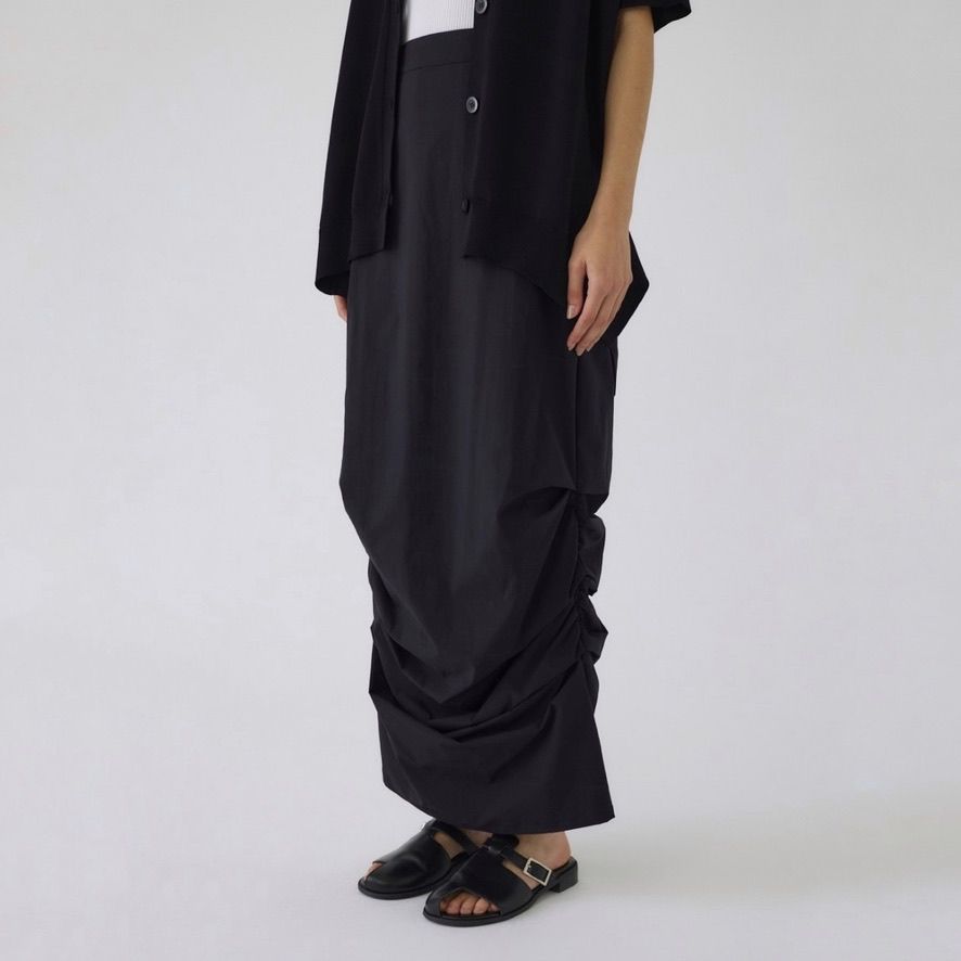【残り一点】Tuck Volume Comfort SK