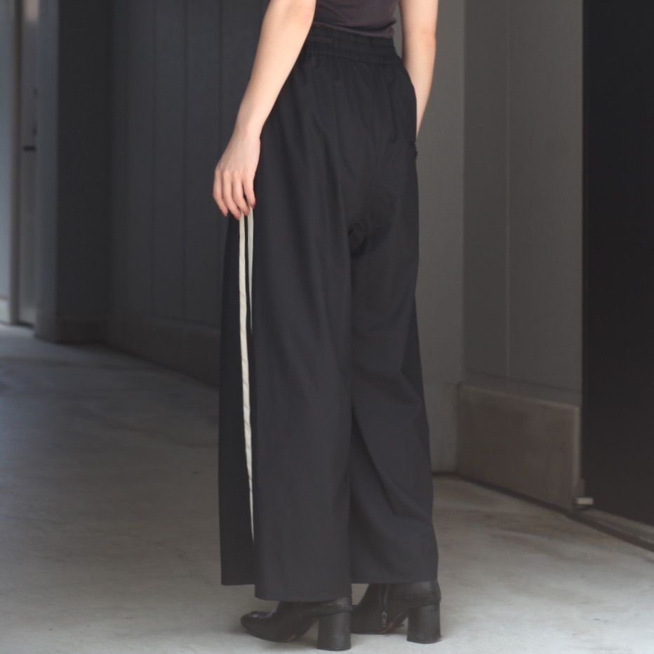 【残り一点】Track Pants